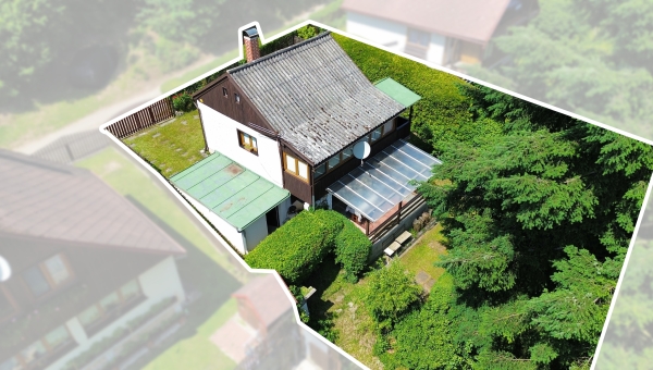 Prodej pěkné rekreační chaty cca 300 m od vodní nádrže Kamýk nad Vltavou v rekreační části-Žebrakov